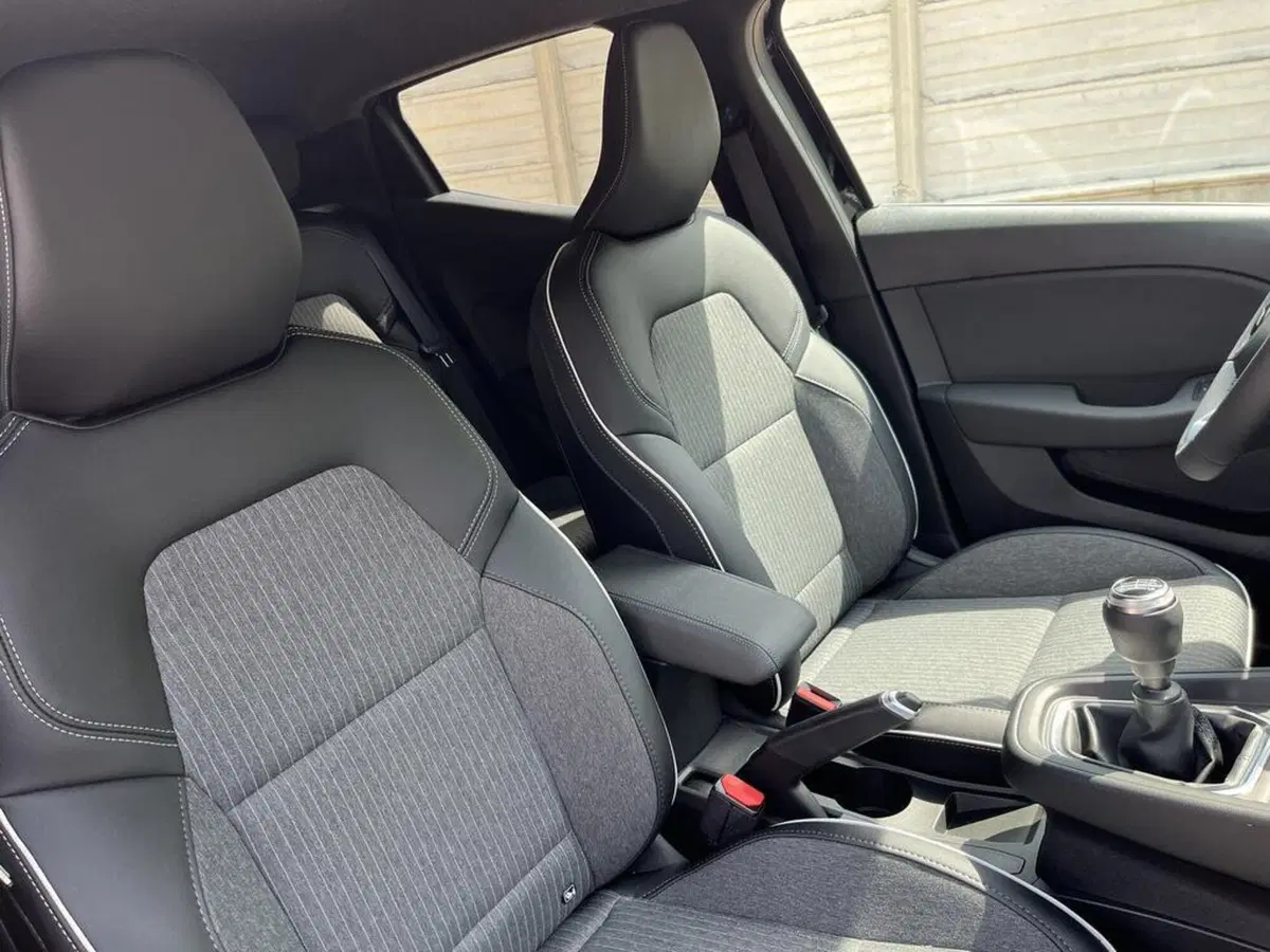 Mitsubishi Colt nuova a Alessandria (11)