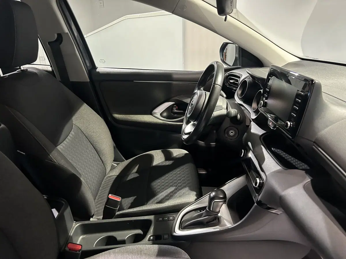 Toyota Yaris usata a Milano (7)