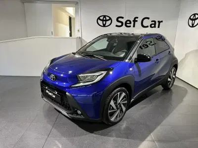 Toyota Aygo X 1.0 VVT-i 72 CV 5p. Undercover S-CVT del 2025 usata a Milano