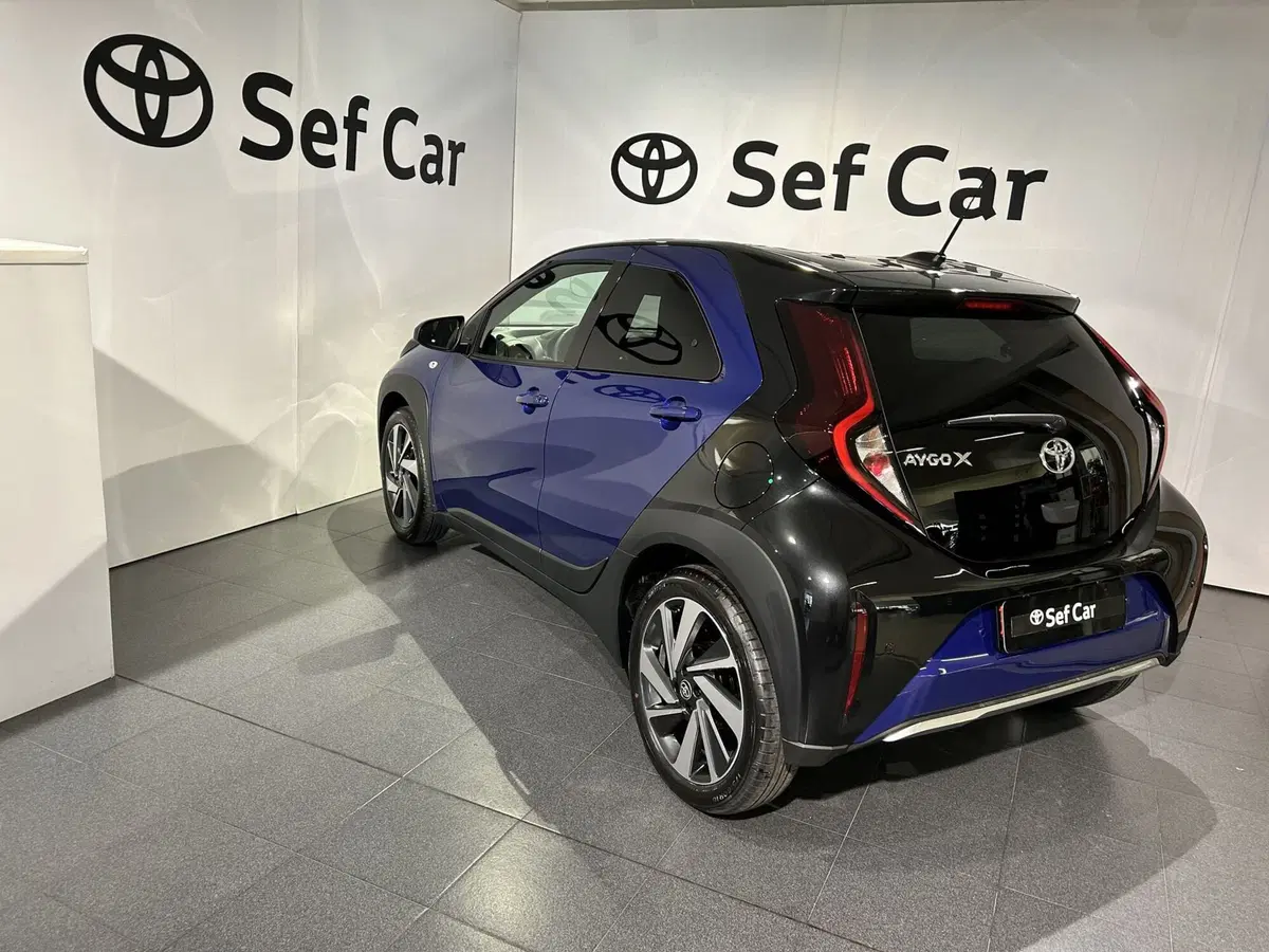Toyota Aygo X usata a Milano (5)