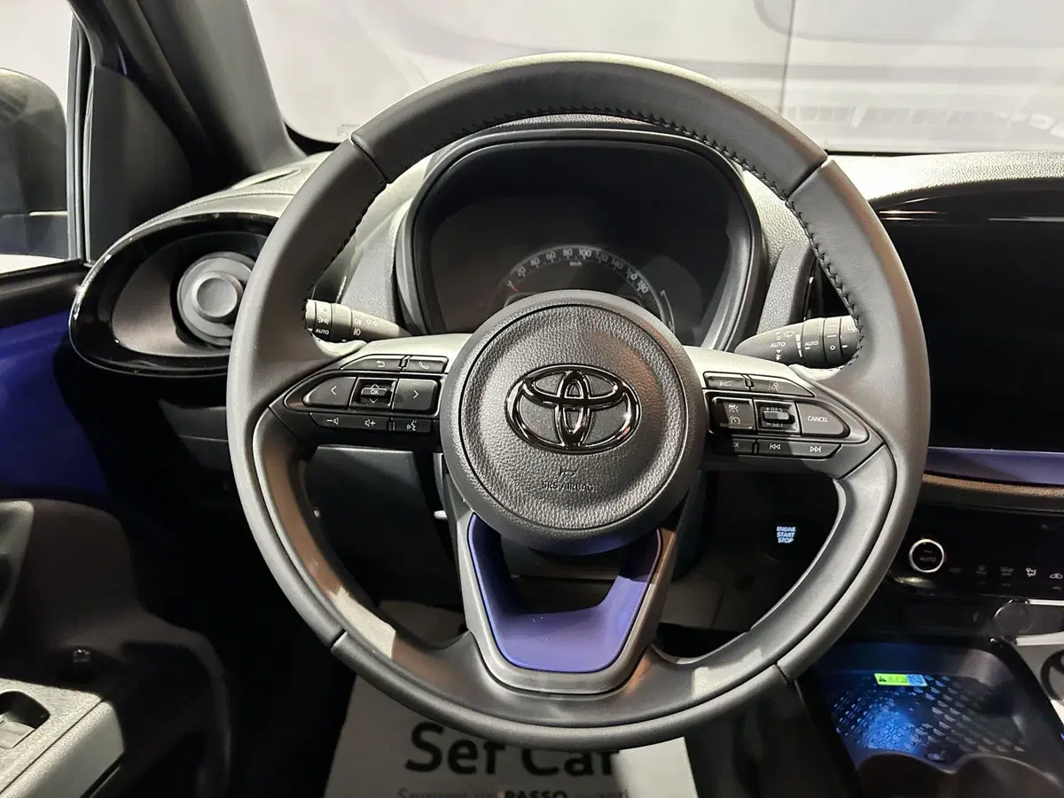 Toyota Aygo X usata a Milano (8)