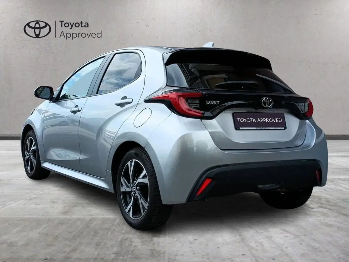 Toyota Yaris usata a Milano (4)
