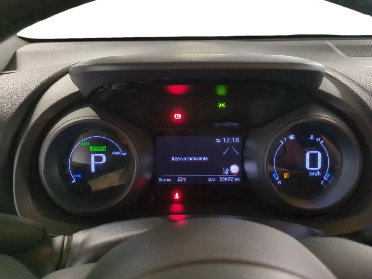 Toyota Yaris usata a Milano (14)