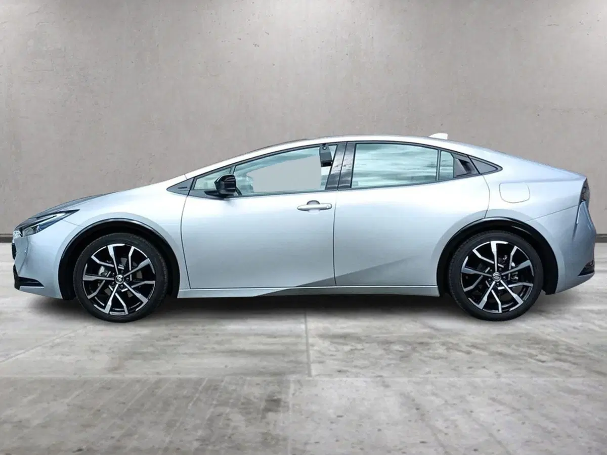 Toyota Prius usata a Milano (2)