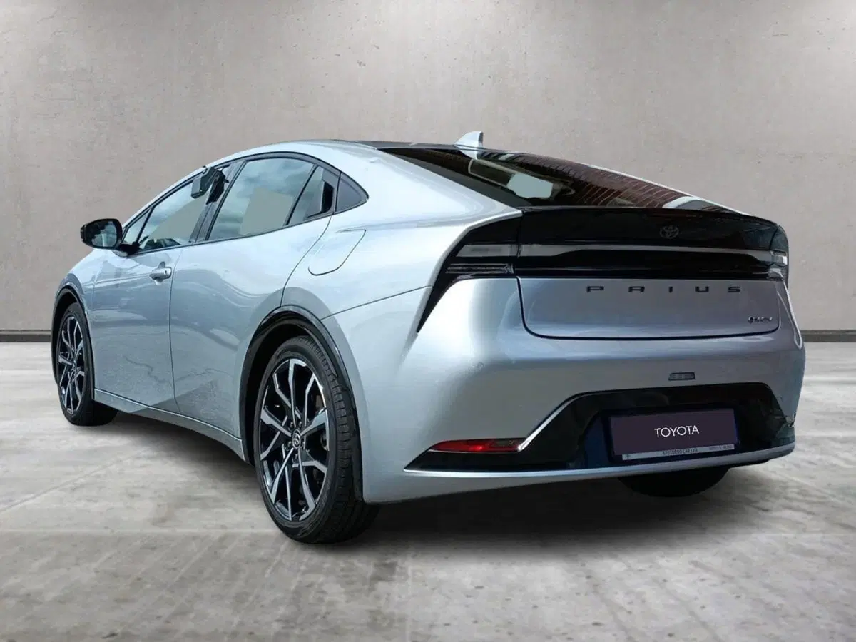 Toyota Prius usata a Milano (4)