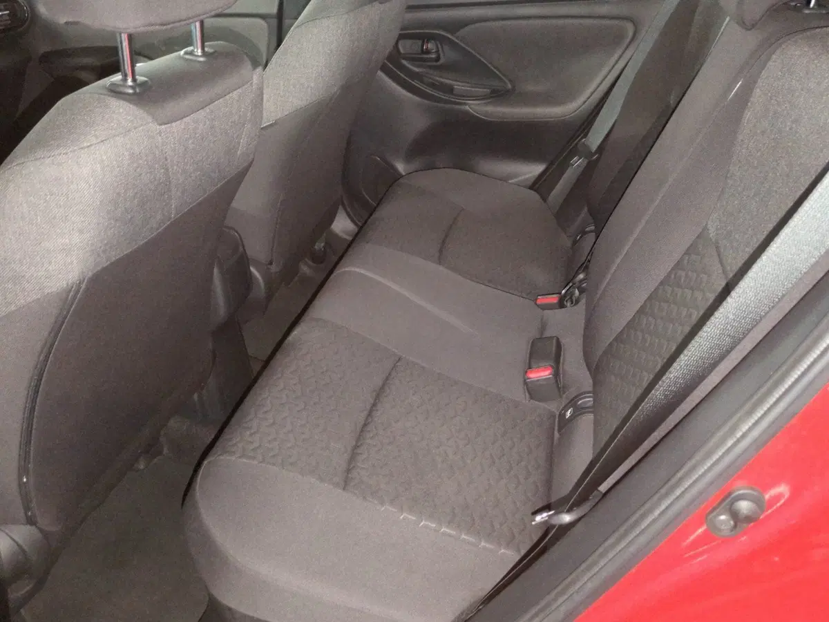 Toyota Yaris Cross usata a Milano (10)