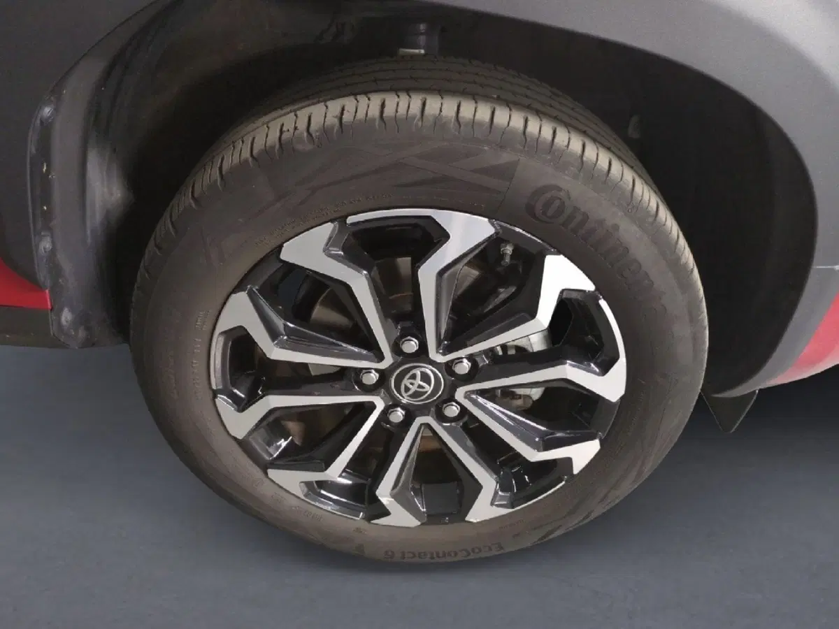 Toyota Yaris Cross usata a Milano (8)