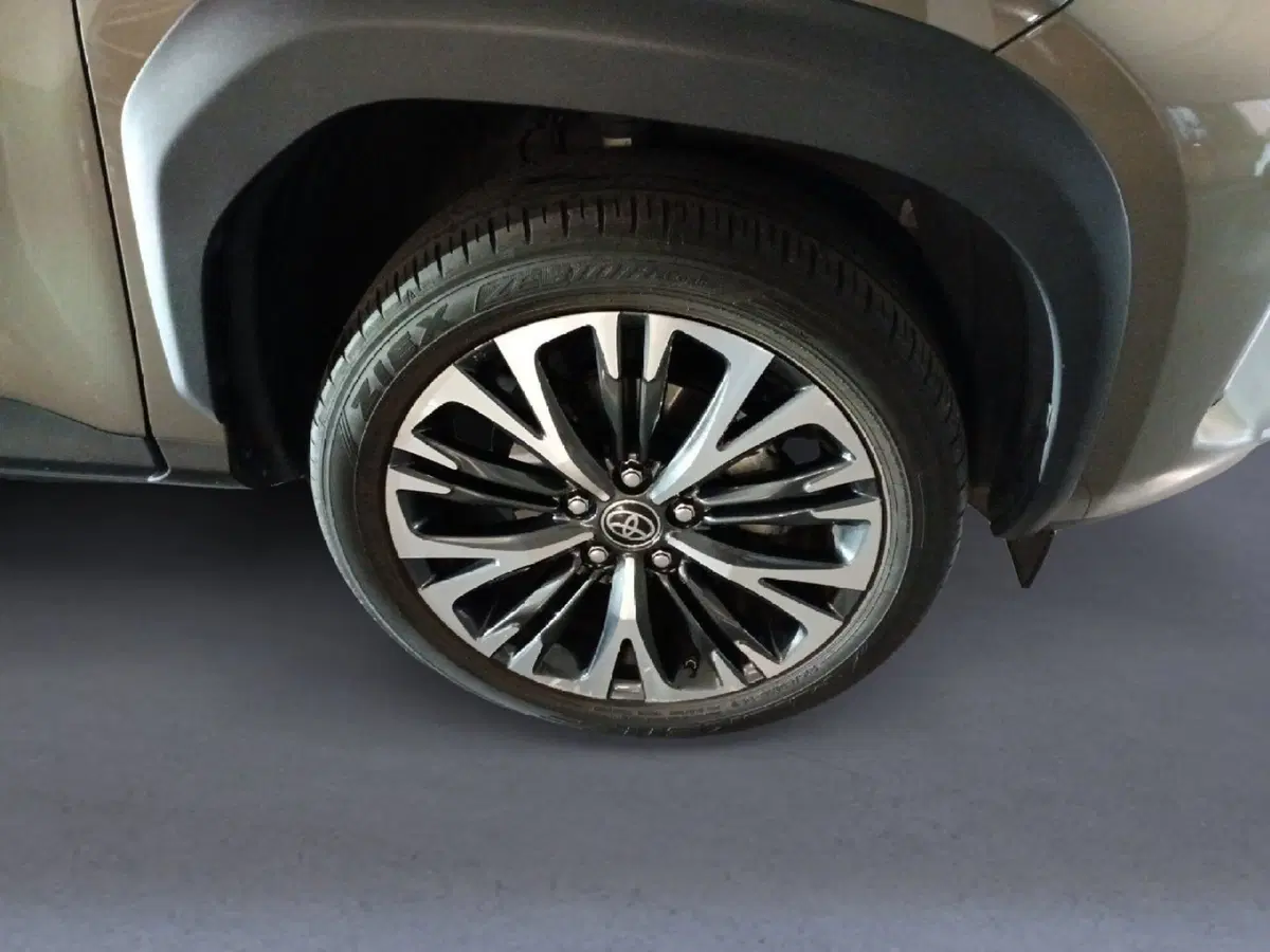 Toyota Yaris Cross usata a Milano (11)