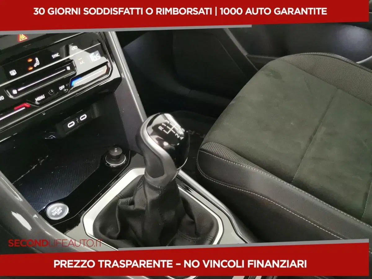 Volkswagen T-Roc usata a Chieti (13)