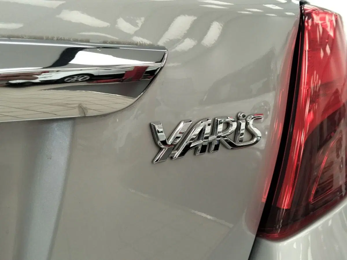 Toyota Yaris usata a Roma (15)
