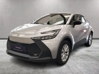 Toyota Toyota C-HR 2.0 phev Active fwd e-cvt del 2025 usata a Genzano di Roma