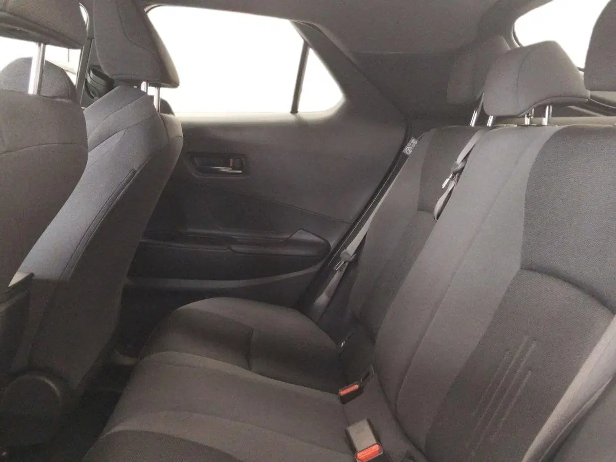 Toyota Toyota C-HR usata a Roma (10)