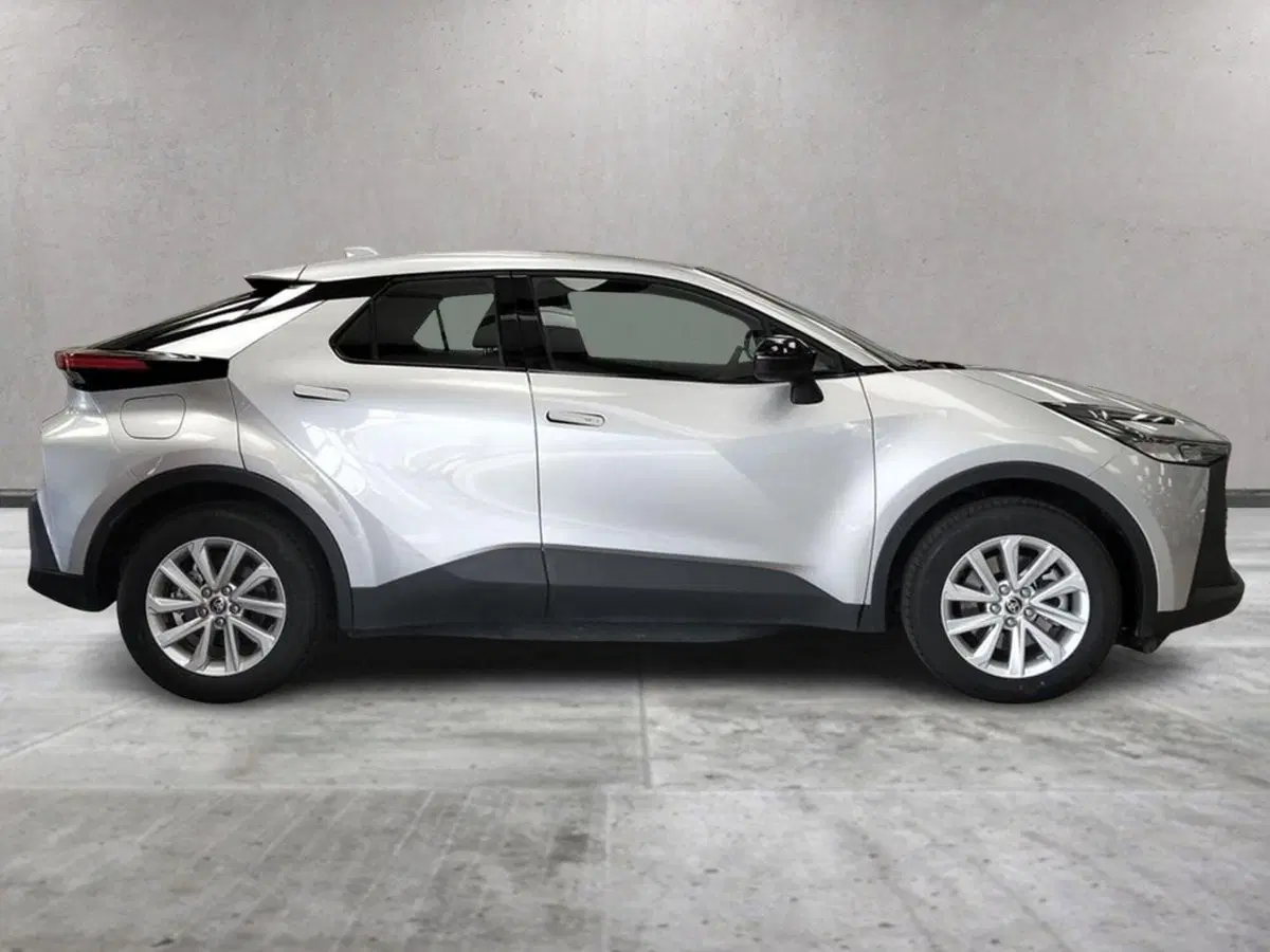 Toyota Toyota C-HR usata a Roma (3)