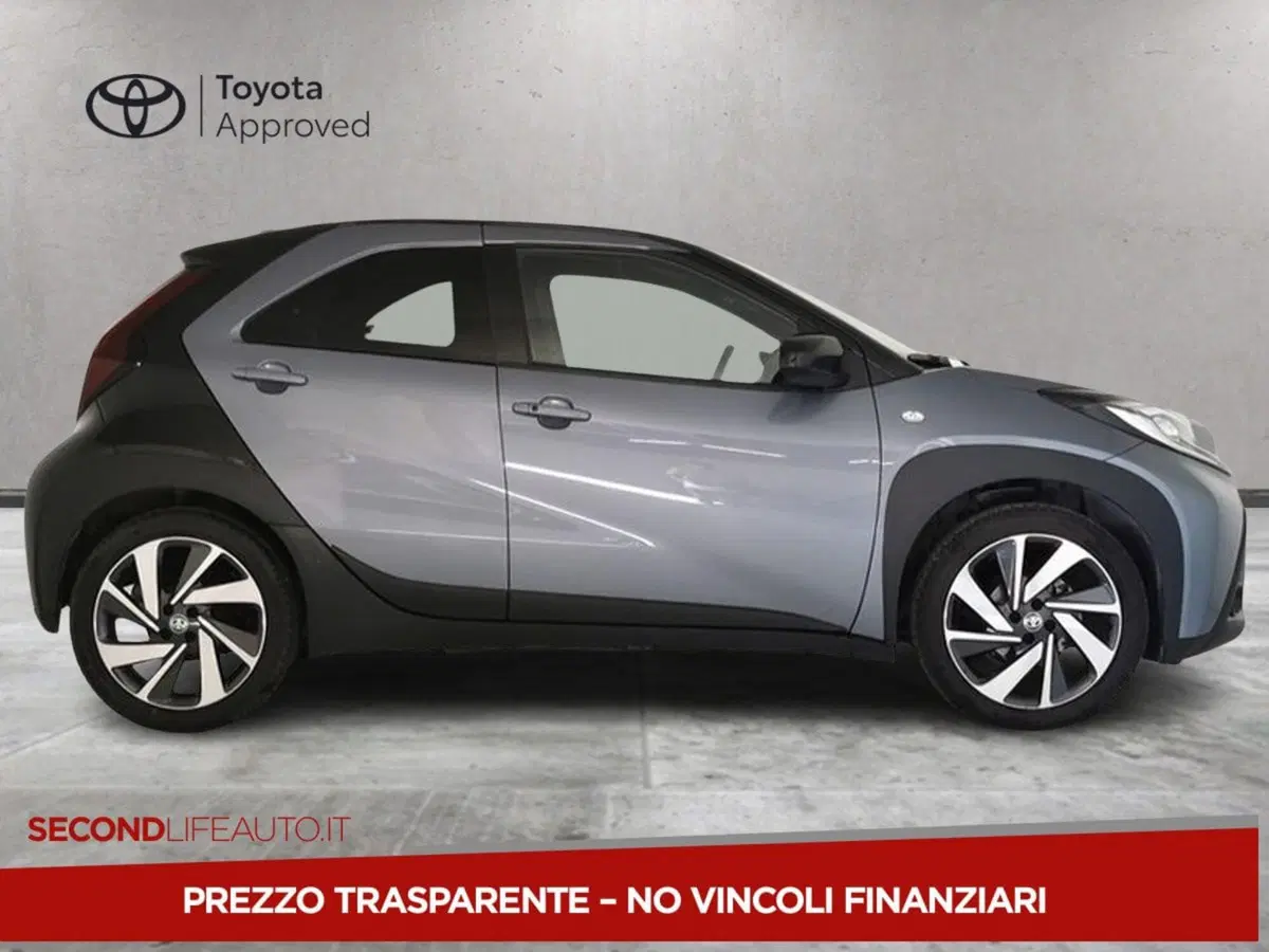 Toyota Aygo X usata a Chieti (10)