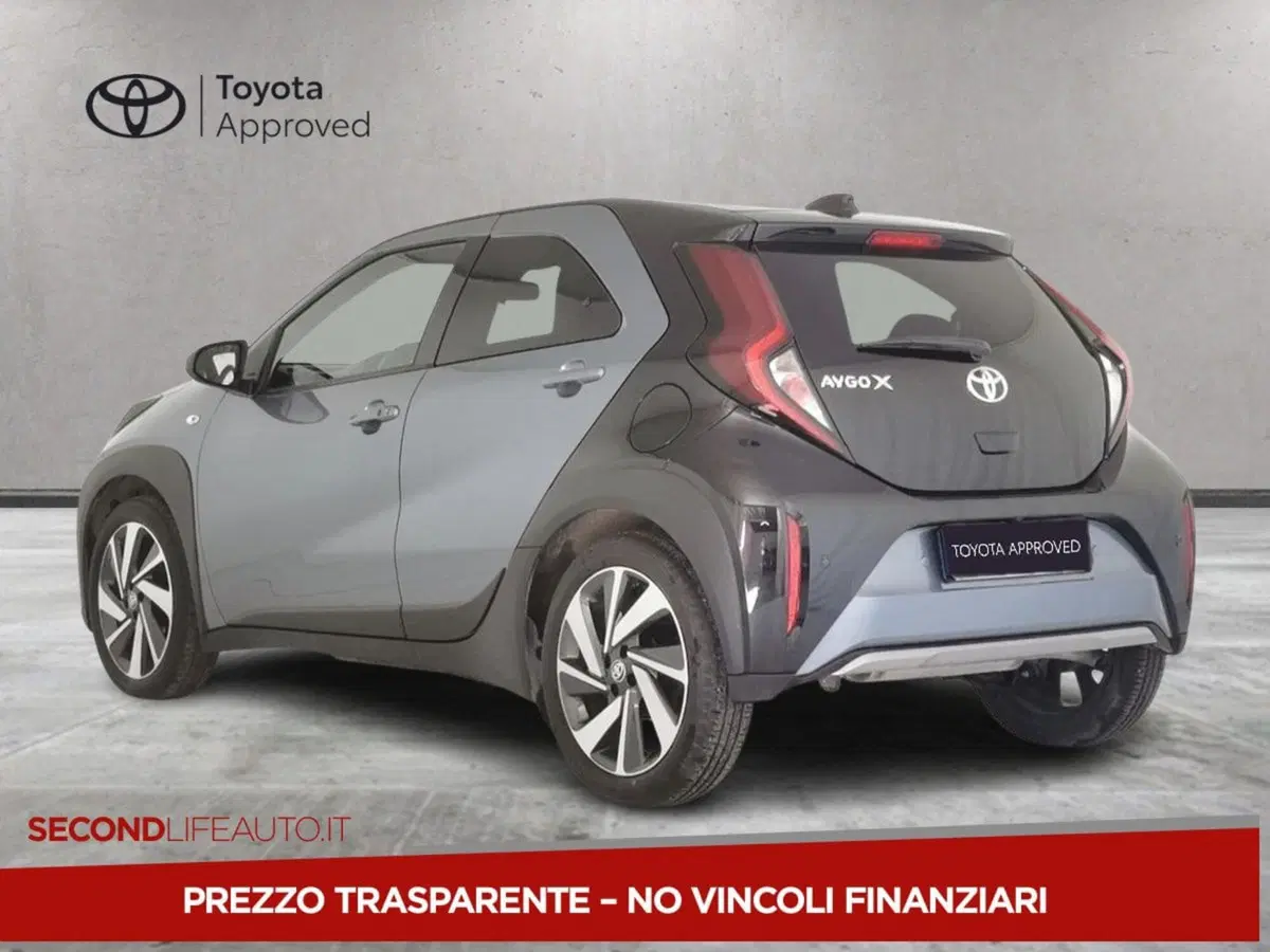 Toyota Aygo X usata a Chieti (11)
