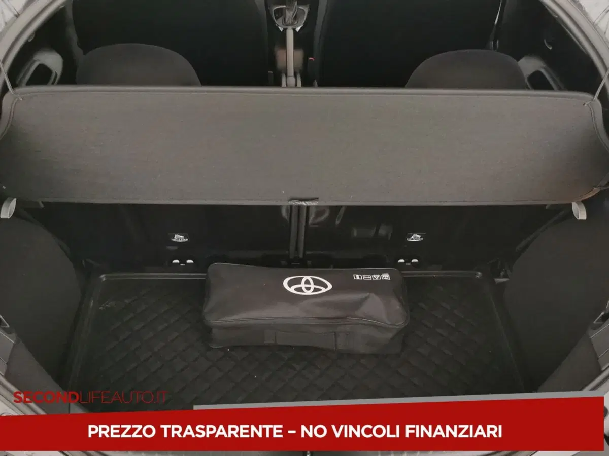 Toyota Aygo X usata a Chieti (12)