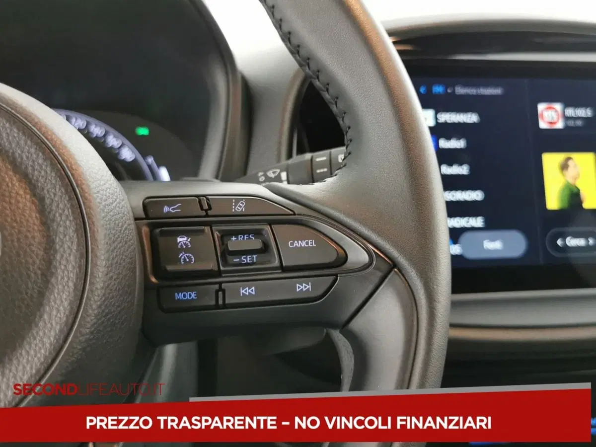 Toyota Aygo X usata a Chieti (8)