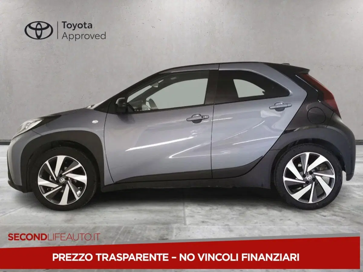 Toyota Aygo X usata a Chieti (9)