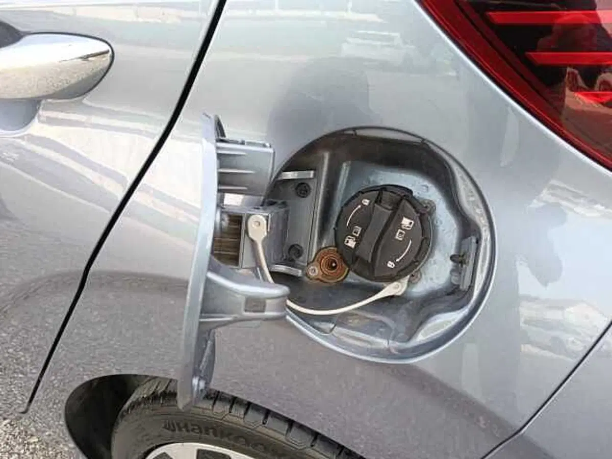 Hyundai i10 usata a Pesaro-Urbino (12)
