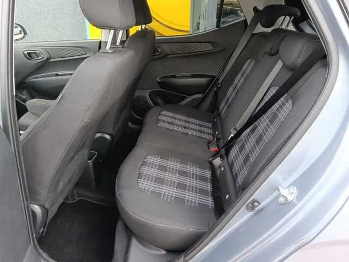 Hyundai i10 usata a Pesaro-Urbino (17)