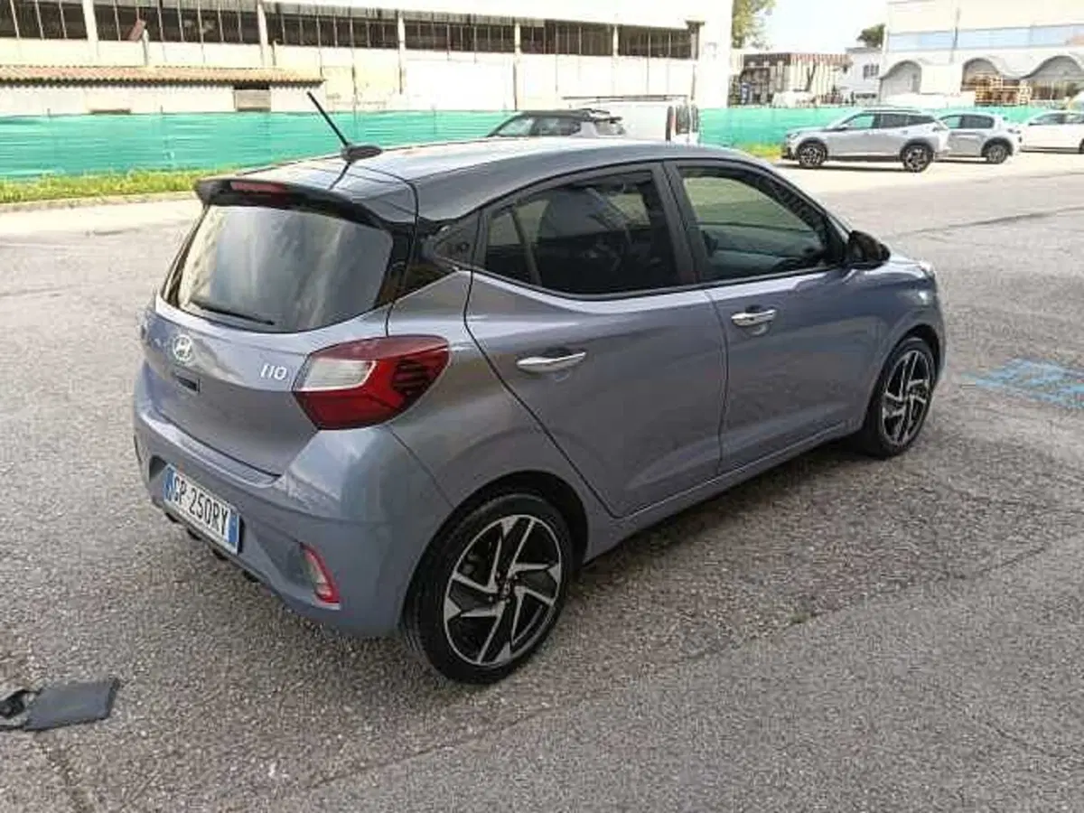 Hyundai i10 usata a Pesaro-Urbino (8)