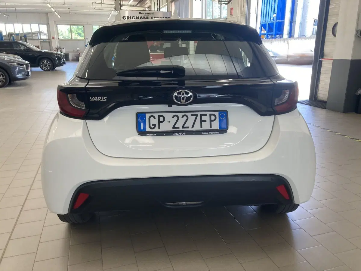 Toyota Yaris usata a Pavia (4)