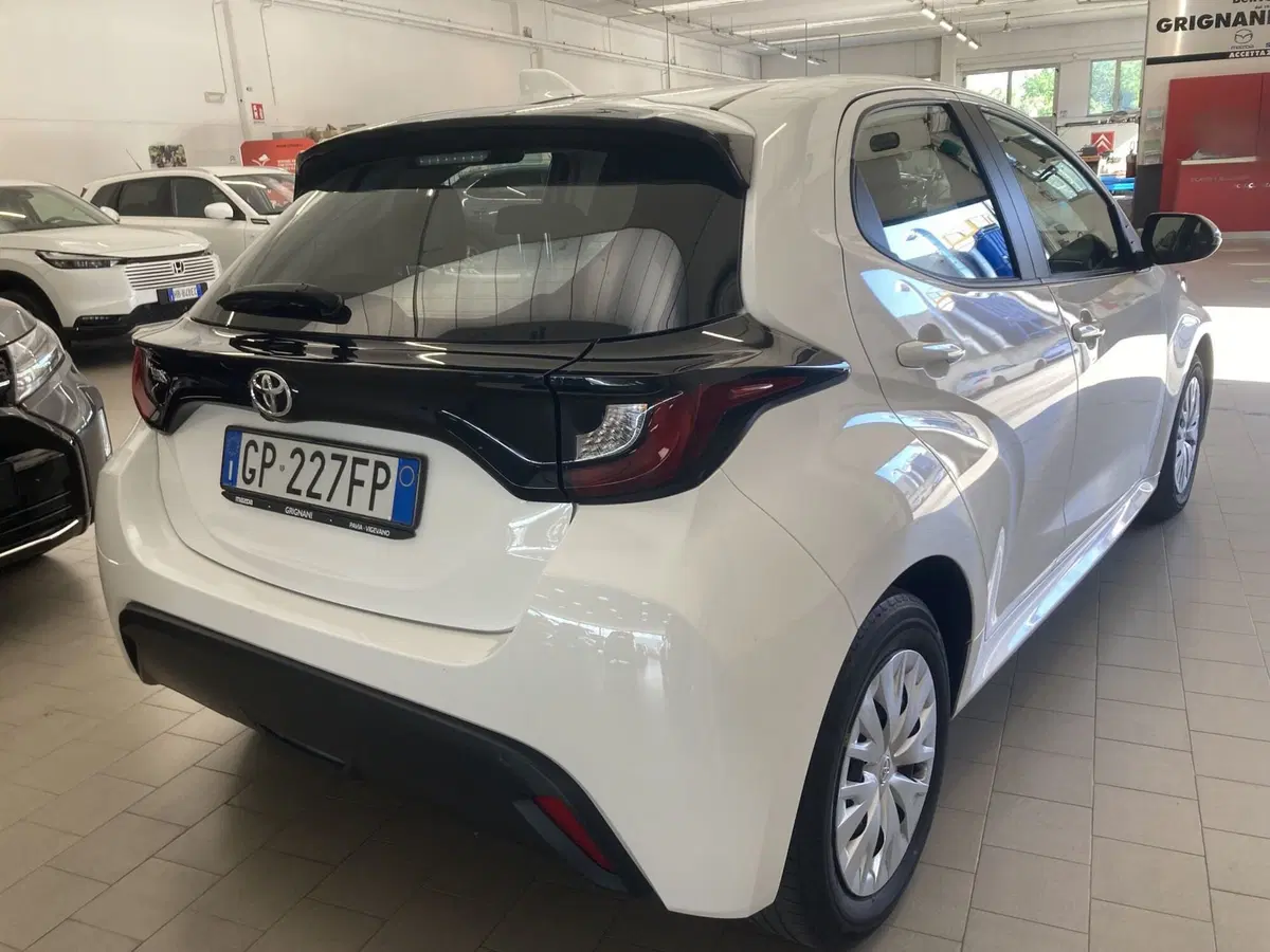 Toyota Yaris usata a Pavia (6)