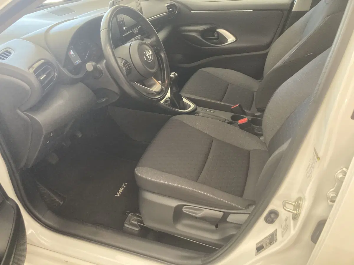 Toyota Yaris usata a Pavia (9)
