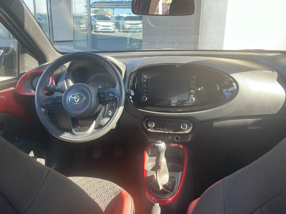 Toyota Aygo X usata a Bologna (13)