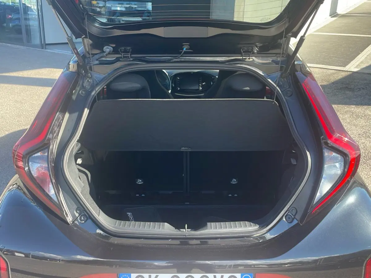 Toyota Aygo X usata a Bologna (16)
