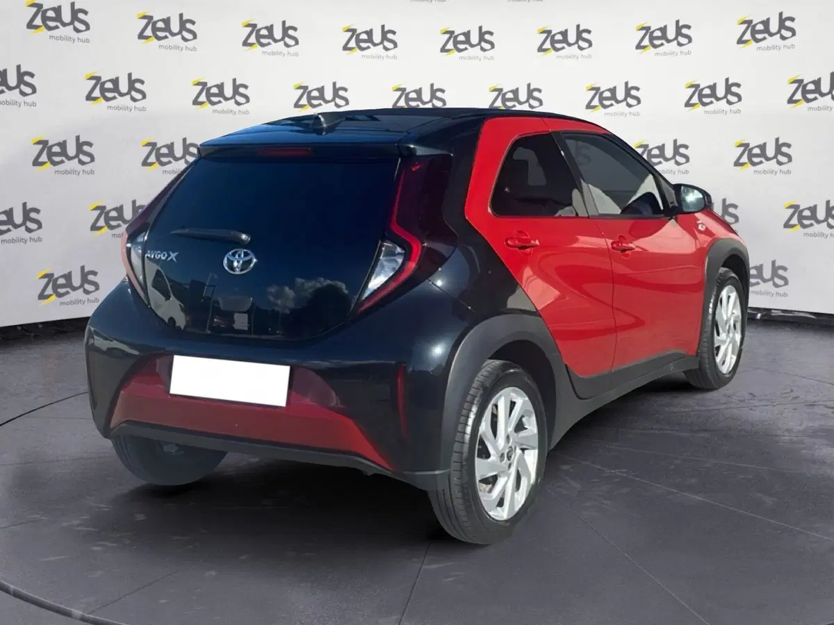 Toyota Aygo X usata a Bologna (6)