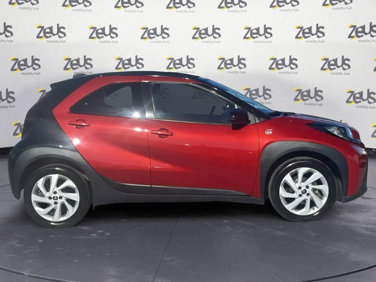 Toyota Aygo X usata a Bologna (7)