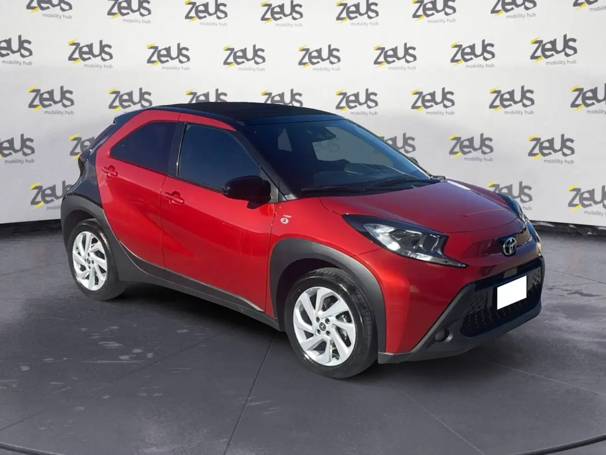 Toyota Aygo X usata a Bologna (8)