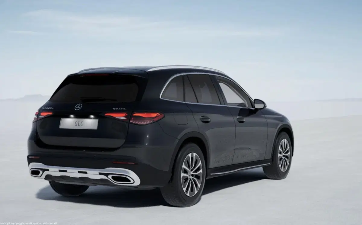 Mercedes-Benz GLC nuova a Bergamo (2)