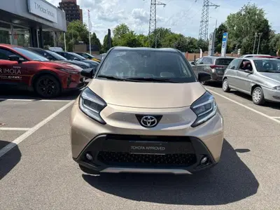 Toyota Aygo X 1.0 Lounge Air 72cv s-cvt del 2022 usata a Imola