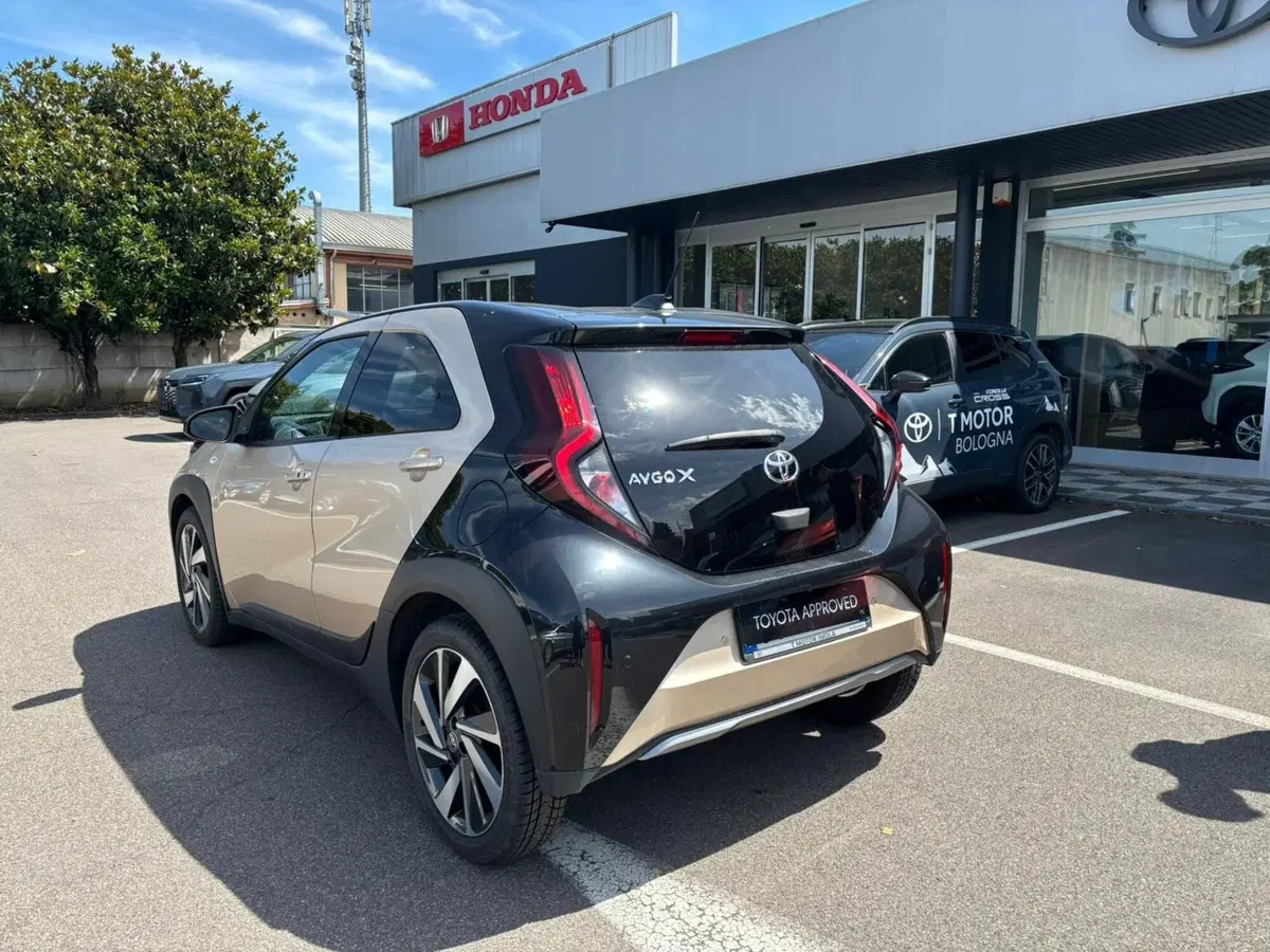 Toyota Aygo X usata a Bologna (4)