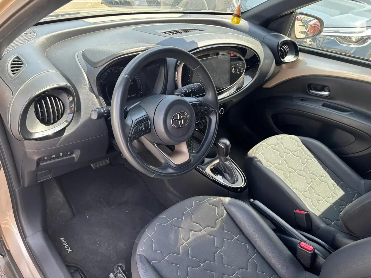 Toyota Aygo X usata a Bologna (9)