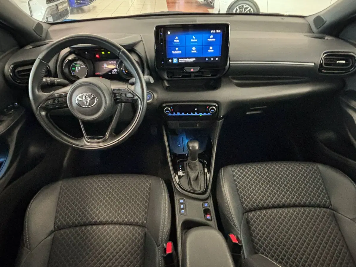 Toyota Yaris usata a Modena (10)