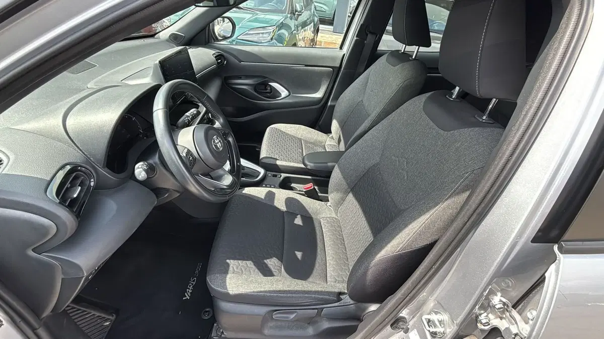 Toyota Yaris Cross usata a Modena (11)