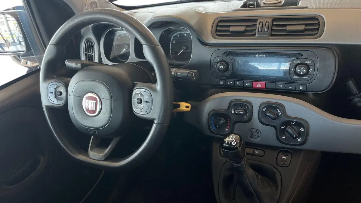 Fiat Panda Cross usata a Catania (12)