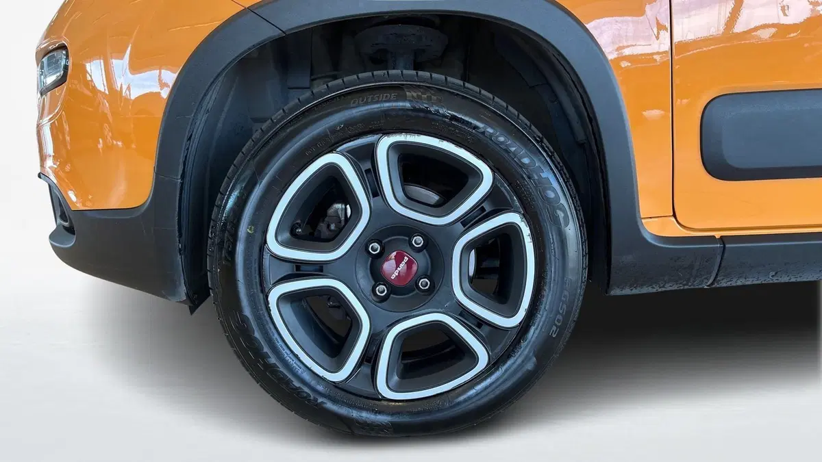 Fiat Panda Cross usata a Catania (17)