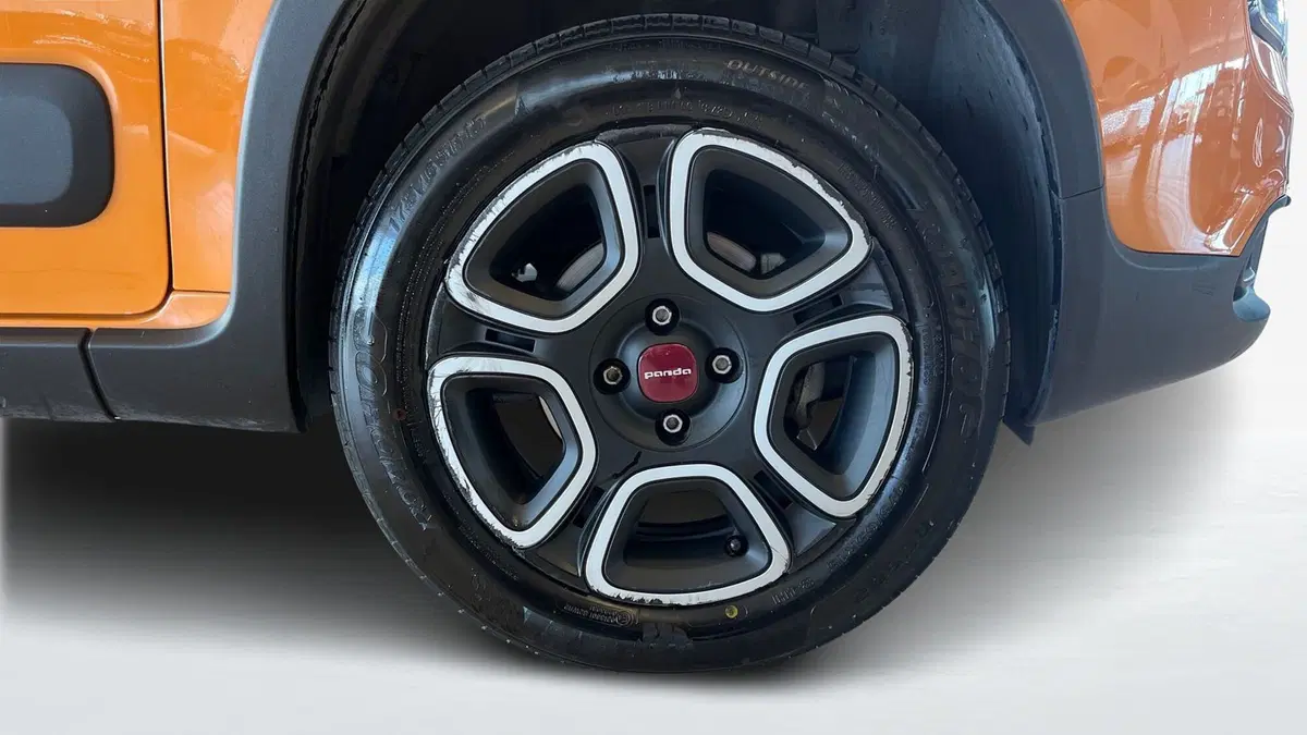 Fiat Panda Cross usata a Catania (5)