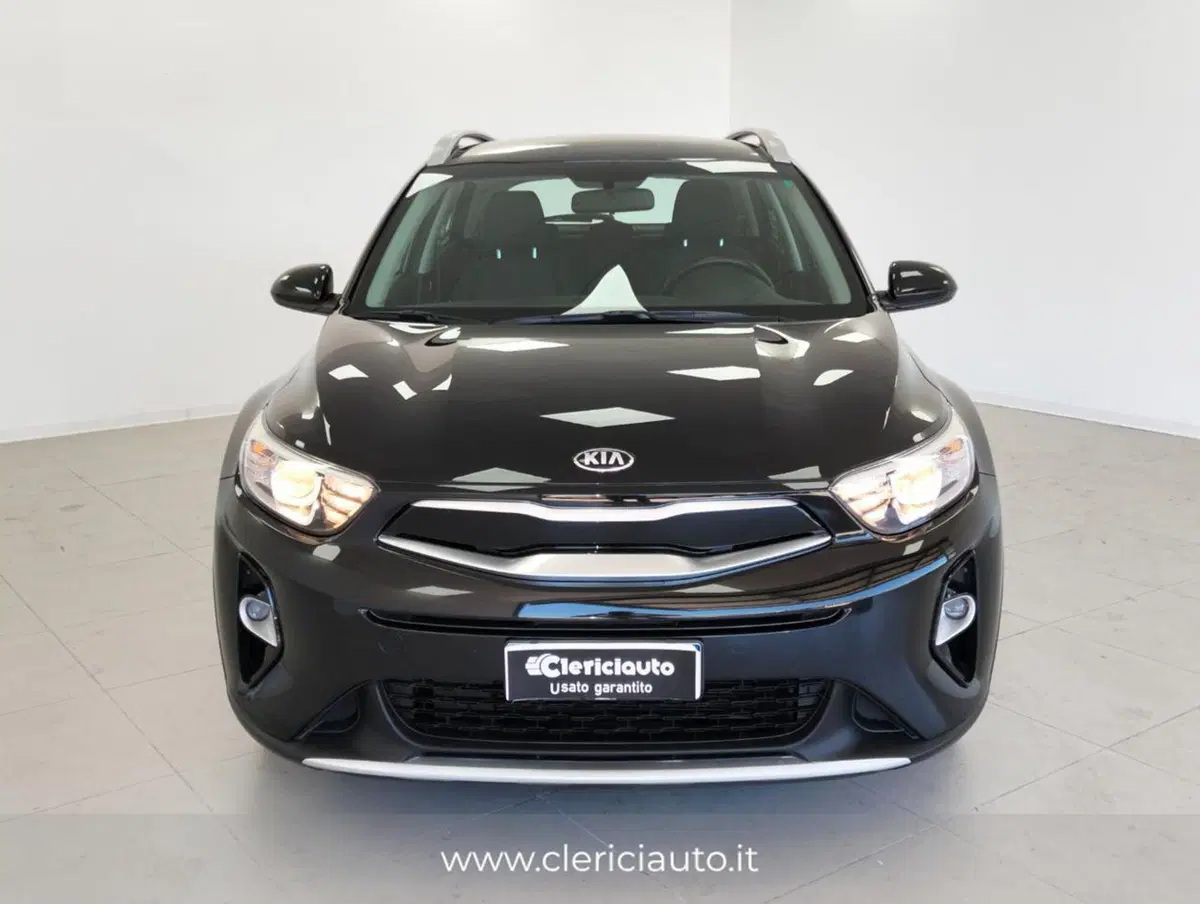 Kia Stonic usata a Como (2)