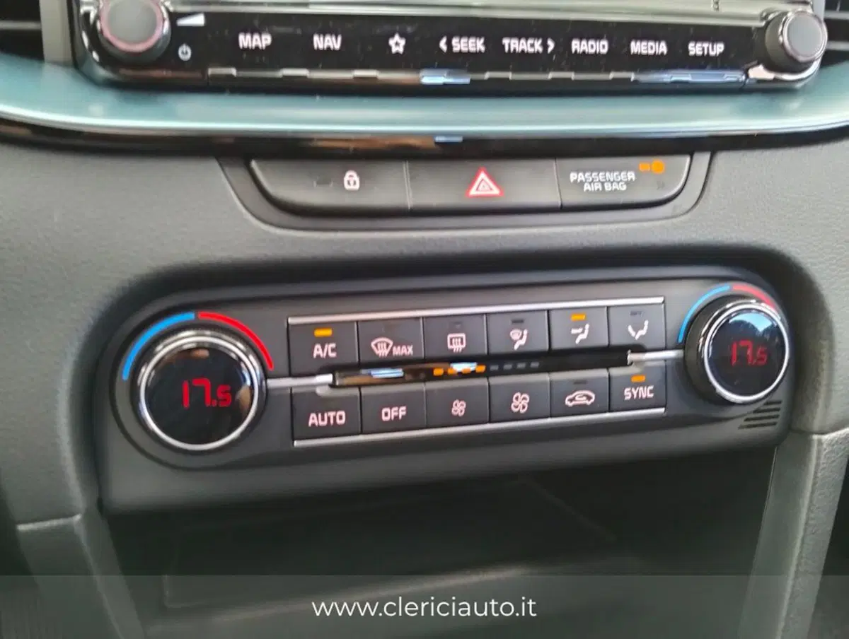 Kia XCeed nuova a Como (16)