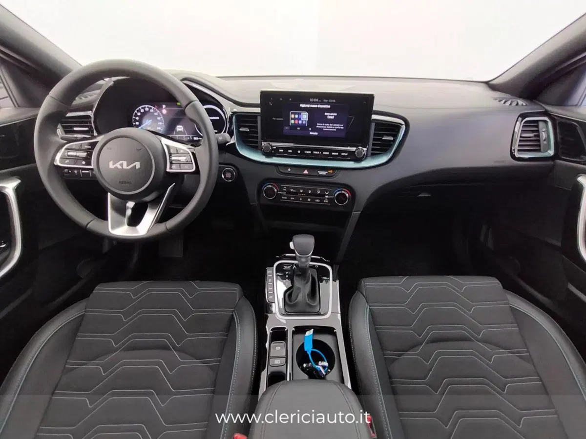 Kia XCeed nuova a Como (4)
