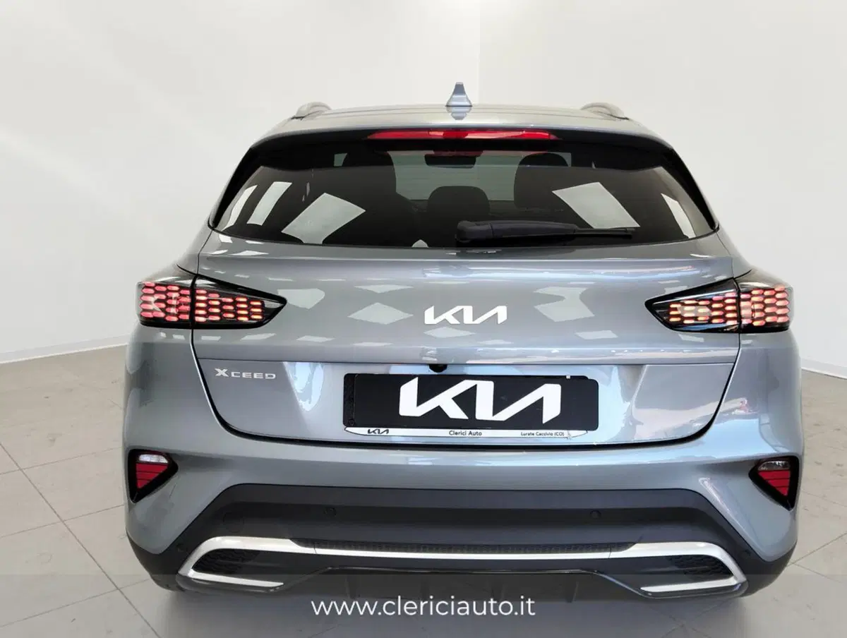 Kia XCeed nuova a Como (7)