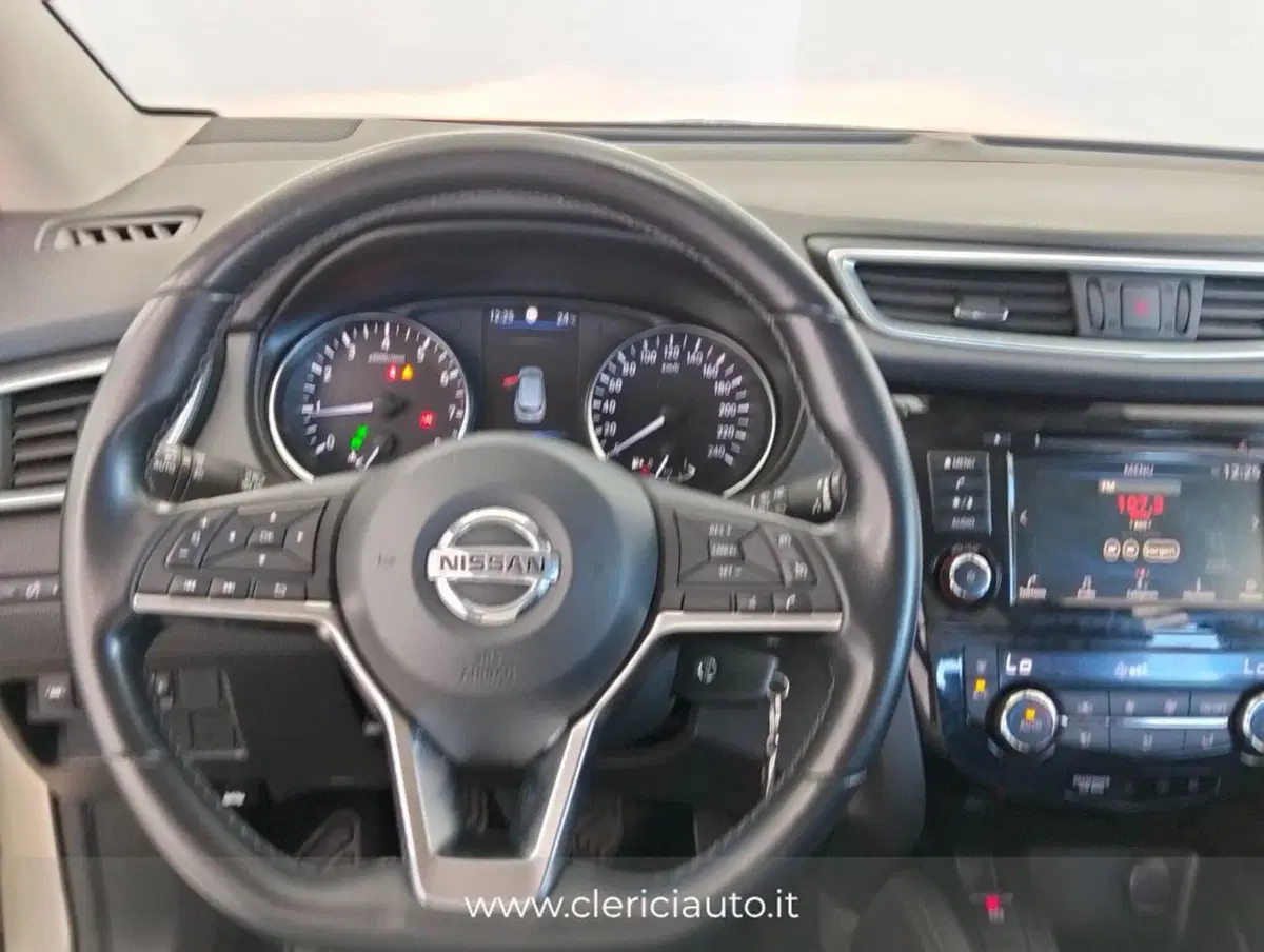 Nissan Qashqai usata a Como (9)