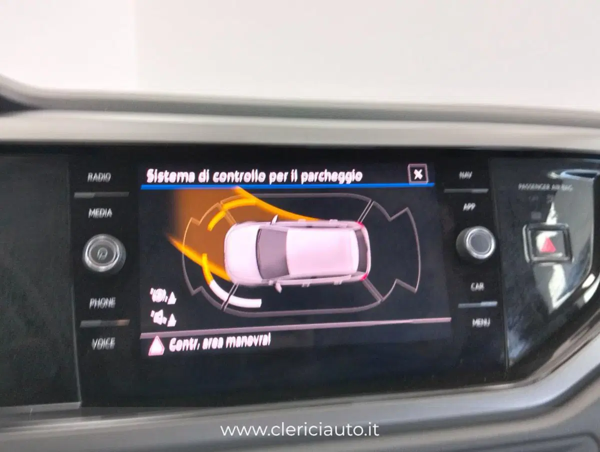 Volkswagen Polo usata a Como (11)