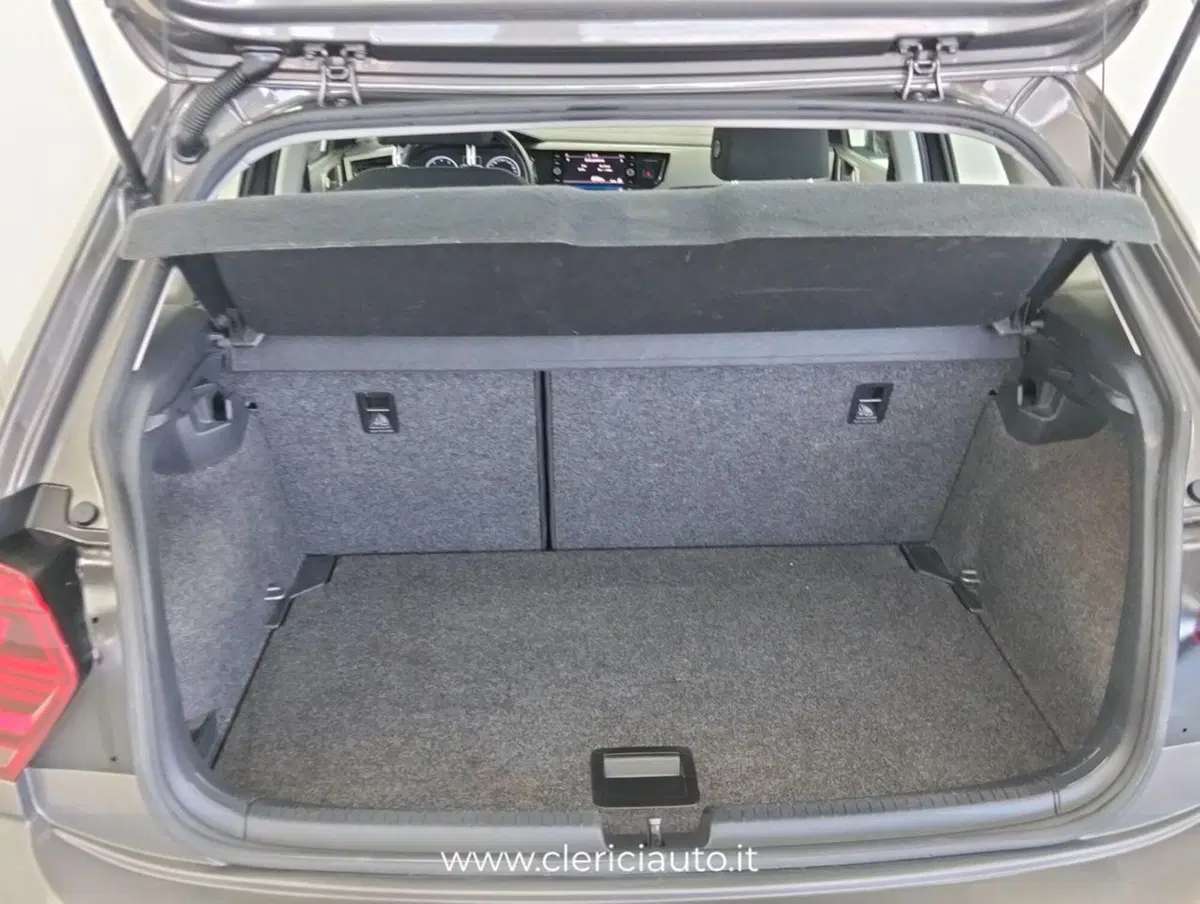 Volkswagen Polo usata a Como (13)