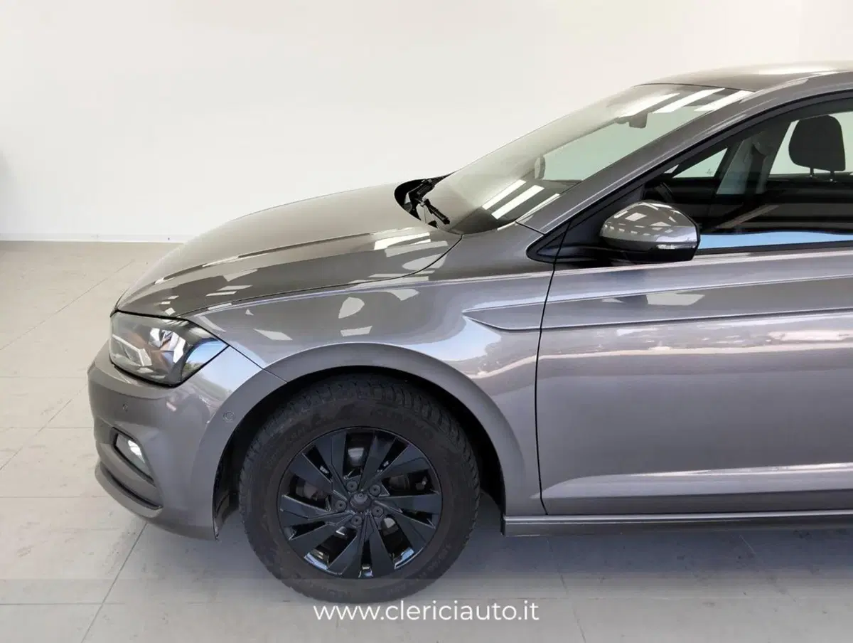 Volkswagen Polo usata a Como (9)